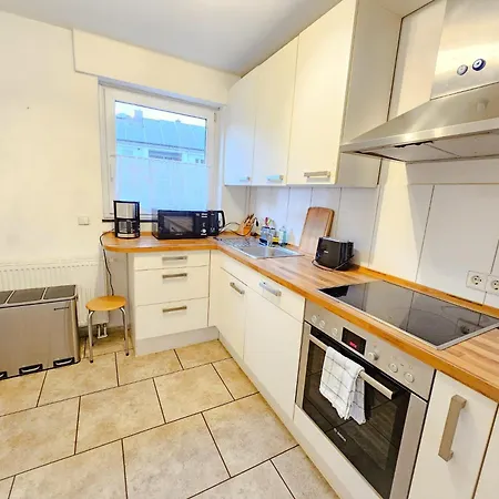 Apartamento Ecocube 141 - Terrasse, 3zimmer, Waschmaschine, Backofen, 5pers