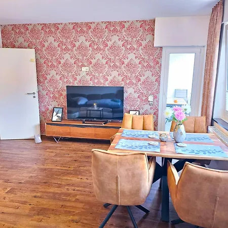 Ecocube 141 - Terrasse, 3zimmer, Waschmaschine, Backofen, 5pers *